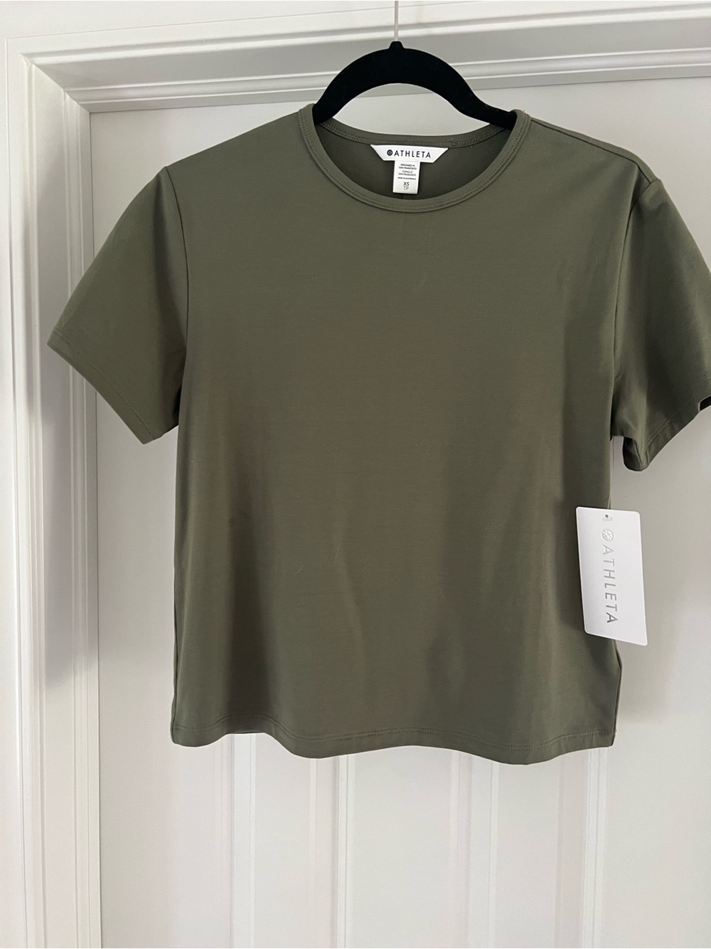 Athleta Olive Green Crew Neck Short Sleeve Essential Tee Size XS